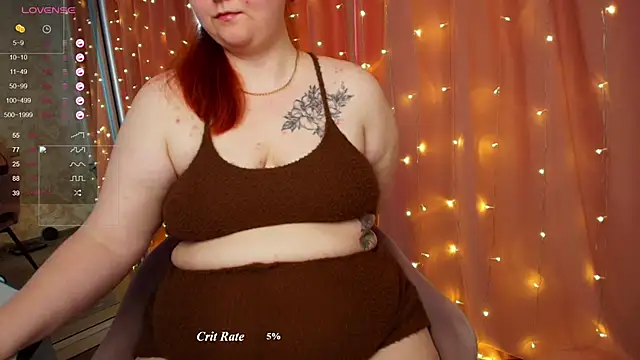 Snapshot of Mia_Bows chatting on 06/21/26, 02:39 Mia Bows online show from 06/21/26, 02:39