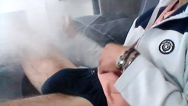 mickzizi online show from 05/05/26, 08:06
