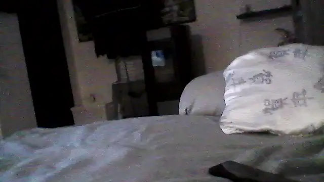 Snapshot of mickzizi chatting on 01/28/25, 07:22 mickzizi online show from 01/28/25, 07:22