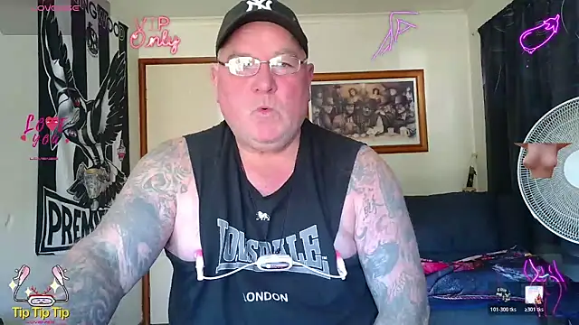 Snapshot of HOTANAL chatting on 05/15/26, 01:58 HOTANAL online show from 05/15/26, 01:58