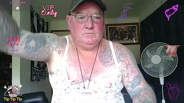 Snapshot of HOTANAL chatting on 07/13/26, 02:11 HOTANAL online show from 07/13/26, 02:11