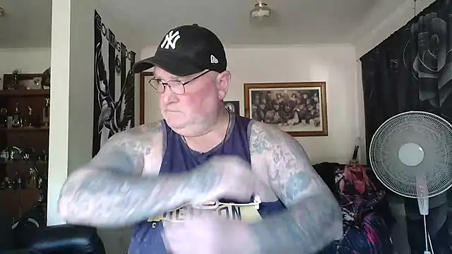 HOTANAL online show from 03/06/26, 01:55