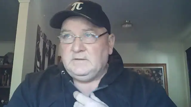 Snapshot of HOTANAL chatting on 09/13/25, 11:38 HOTANAL online show from 09/13/25, 11:38