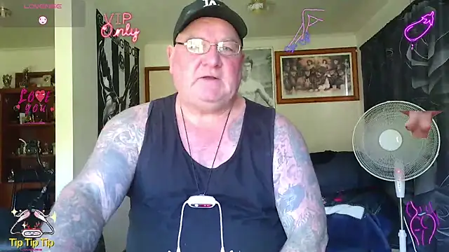 Snapshot of HOTANAL chatting on 05/28/26, 03:03 HOTANAL online show from 05/28/26, 03:03