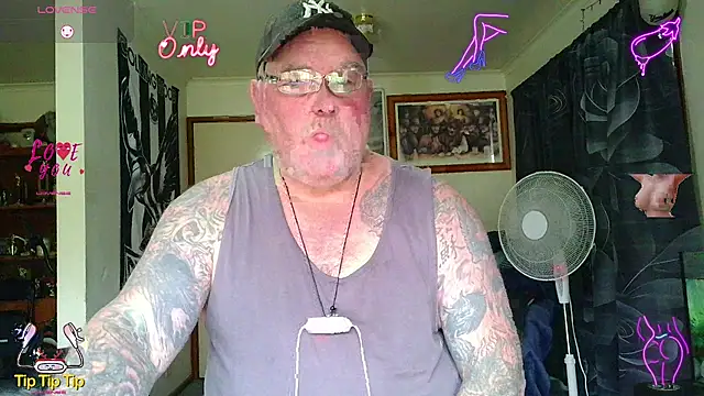 Snapshot of HOTANAL chatting on 06/20/26, 02:27 HOTANAL online show from 06/20/26, 02:27
