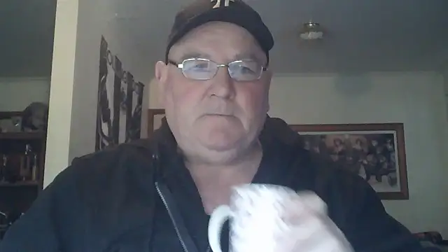 Snapshot of HOTANAL chatting on 09/18/25, 10:13 HOTANAL online show from 09/18/25, 10:13
