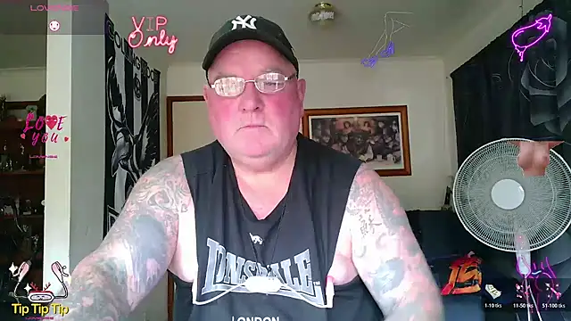 Snapshot of HOTANAL chatting on 05/13/26, 02:29 HOTANAL online show from 05/13/26, 02:29