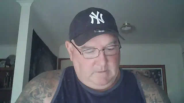 Snapshot of HOTANAL chatting on 03/17/25, 04:29 HOTANAL online show from 03/17/25, 04:29