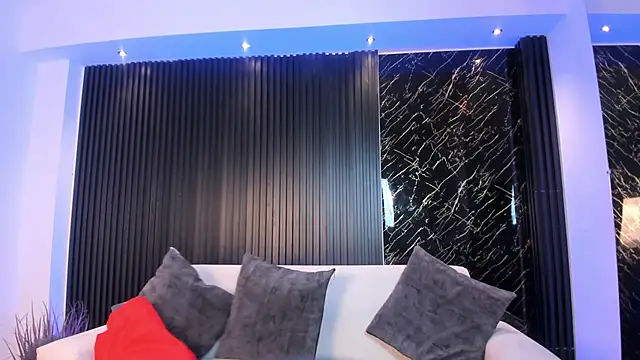 kimbrownn online show from 03/11/25, 12:28