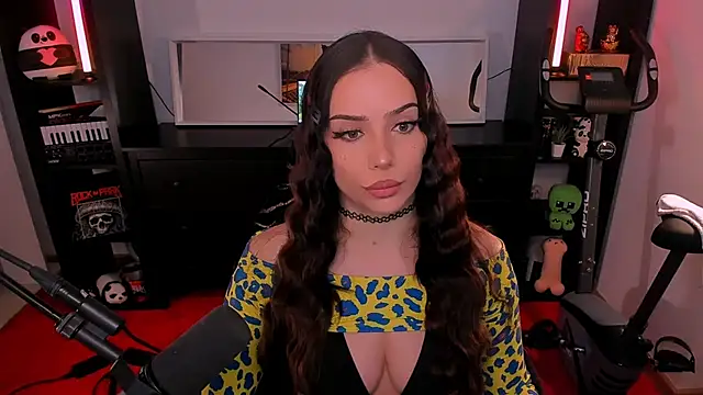 SofiRusselle online show from 01/08/26, 06:25