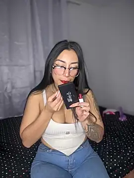 sophie cute66 online show from 10/05/25, 12:23