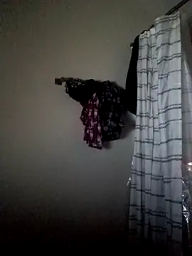 Snapshot of yellowwetfox chatting on 02/26/26, 01:55 yellowwetfox online show from 02/26/26, 01:55