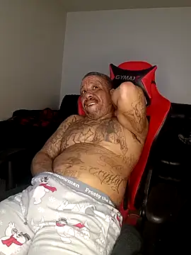 Snapshot of yellowwetfox chatting on 02/10/26, 02:16 yellowwetfox online show from 02/10/26, 02:16