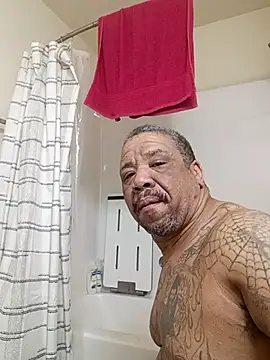 Snapshot of yellowwetfox chatting on 02/20/26, 09:44 yellowwetfox online show from 02/20/26, 09:44