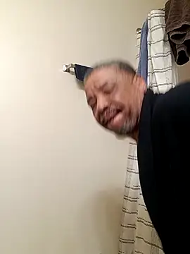 yellowwetfox online show from 03/04/26, 10:34