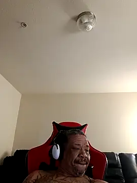 yellowwetfox online show from 03/16/26, 04:10