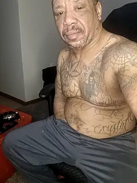 Snapshot of yellowwetfox chatting on 02/09/26, 03:10 yellowwetfox online show from 02/09/26, 03:10