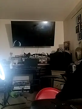 Snapshot of yellowwetfox chatting on 03/22/25, 01:08 yellowwetfox online show from 03/22/25, 01:08