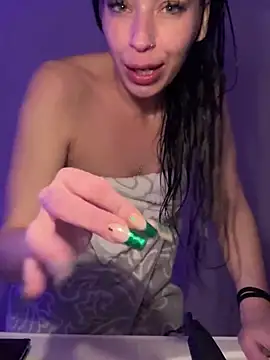 annablisss online show from 03/15/25, 12:45