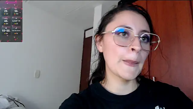 Juls winter  online show from 02/17/25, 09:54