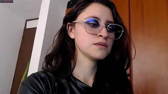 Juls winter  online show from 03/12/25, 07:47