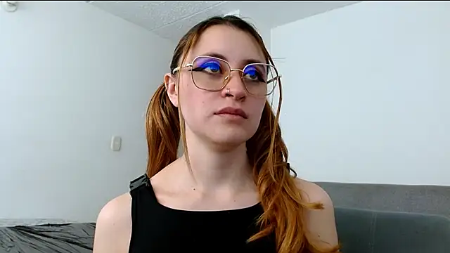 Juls winter  online show from 03/31/26, 05:15