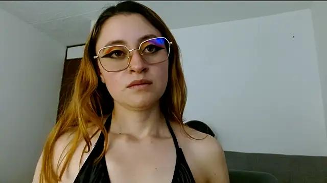 Juls winter  online show from 04/17/26, 07:38