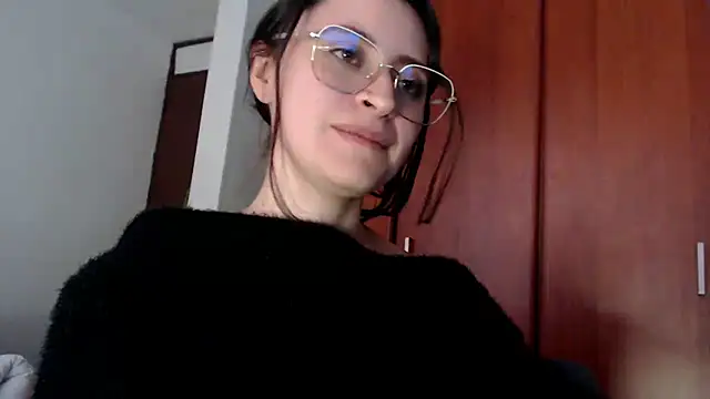 Juls winter  online show from 03/13/25, 10:32