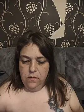 HouseWifeWhore Milf online show from 06/04/26, 01:10