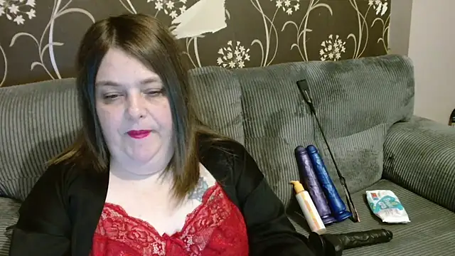 HouseWifeWhore Milf online show from 02/26/26, 11:05