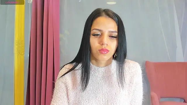 Sarabecker online show from 11/27/25, 09:43