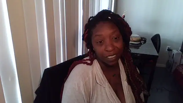 markquanna online show from 10/24/25, 09:36