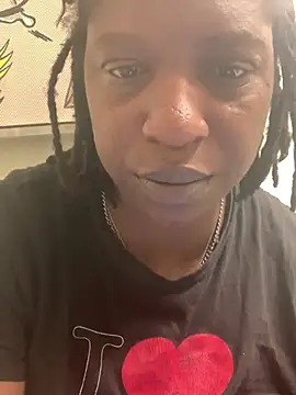 Snapshot of markquanna chatting on 07/10/26, 06:19 markquanna online show from 07/10/26, 06:19