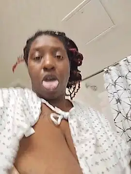 markquanna online show from 10/31/25, 05:04