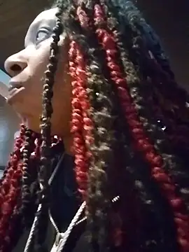 markquanna online show from 10/28/25, 10:41