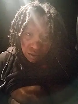 markquanna online show from 12/05/25, 08:13