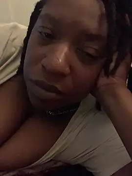 Snapshot of markquanna chatting on 06/14/26, 03:02 markquanna online show from 06/14/26, 03:02