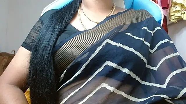tamilharini online show from 09/29/25, 04:52