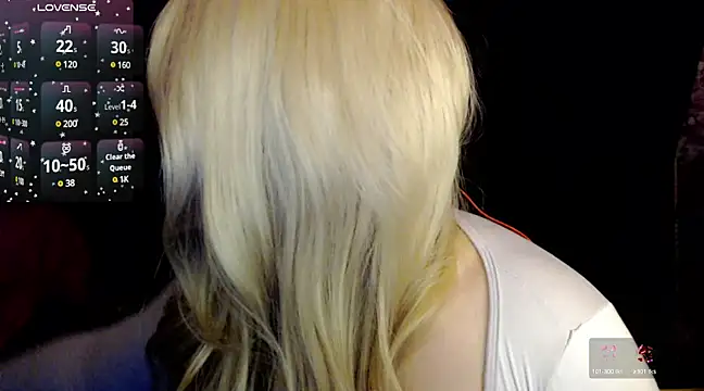 Snapshot of stacey_wills44 chatting on 03/21/25, 06:40 stacey wills44 online show from 03/21/25, 06:40