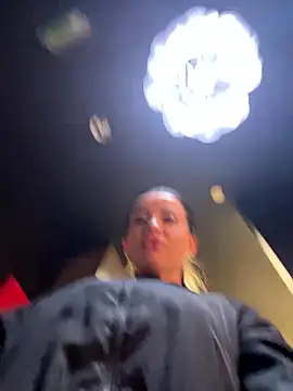 CrazzyChicks online show from 11/01/25, 07:57