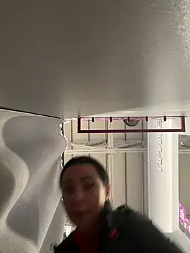 CrazzyChicks online show from 10/26/25, 08:26