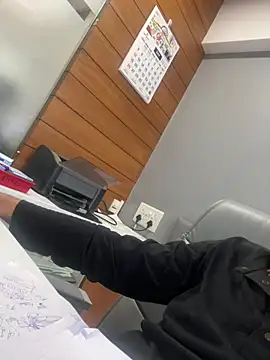 hotcuteguy xxx1 online show from 07/25/26, 12:11