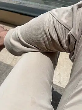hotcuteguy xxx1 online show from 07/18/26, 08:12