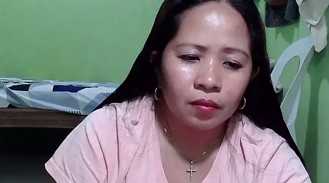 Snapshot of sweetlady_pinay chatting on 01/30/25, 05:52 sweetlady pinay online show from 01/30/25, 05:52