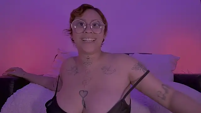 Lilmuh  online show from 05/01/26, 12:04
