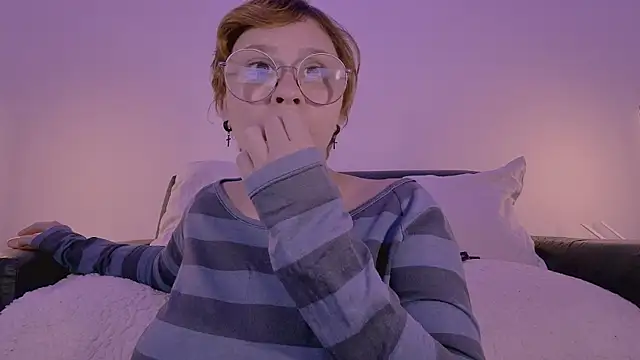 Lilmuh  online show from 05/14/26, 01:02