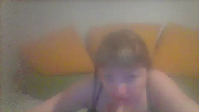 Snapshot of stefanyharper16 chatting on 04/15/26, 01:15 stefanyharper16 online show from 04/15/26, 01:15