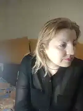 Snapshot of stefanyharper16 chatting on 02/26/25, 03:32 stefanyharper16 online show from 02/26/25, 03:32