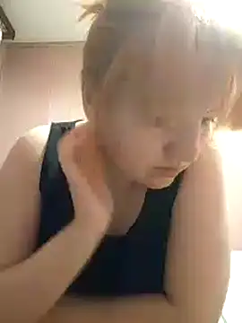 Snapshot of stefanyharper16 chatting on 03/20/25, 04:31 stefanyharper16 online show from 03/20/25, 04:31