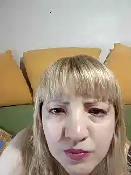 Snapshot of stefanyharper16 chatting on 09/11/25, 04:18 stefanyharper16 online show from 09/11/25, 04:18